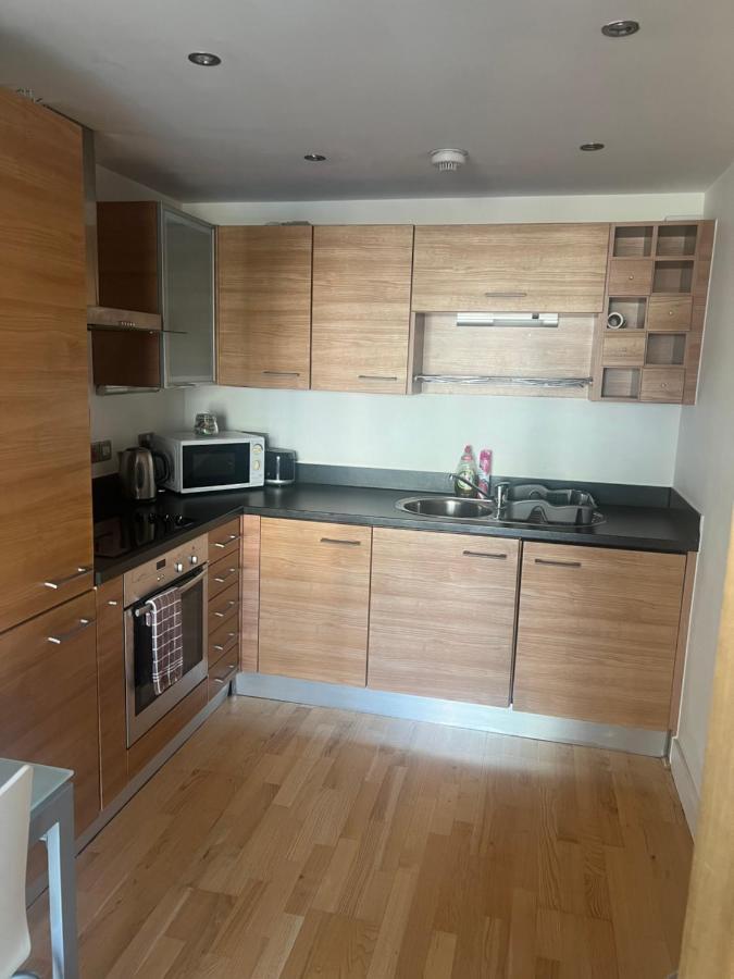 Clarance Docks Apartment Leeds  Zewnętrze zdjęcie