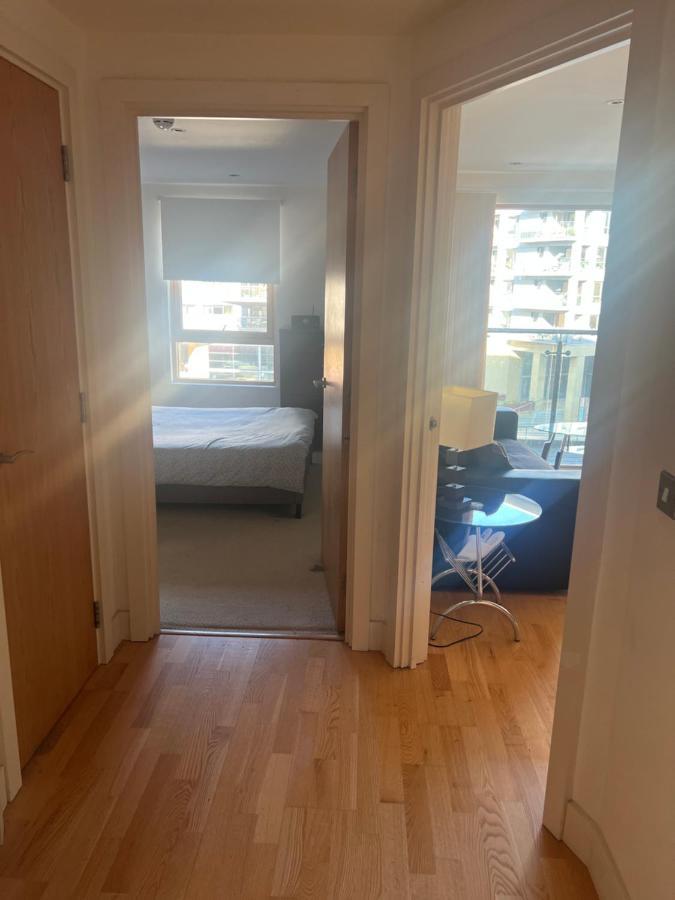 Clarance Docks Apartment Leeds  Zewnętrze zdjęcie